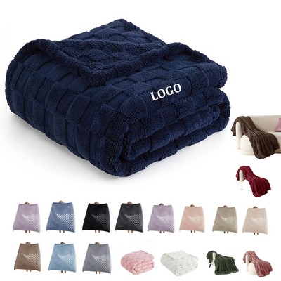 Checkered Fleece Throw Blanket
